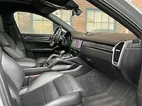 Porsche cayenne coupé e-hybrid 3.0 v6 sport-chrono 470pk 2020, l-842-ds - afbeelding 38 van  54