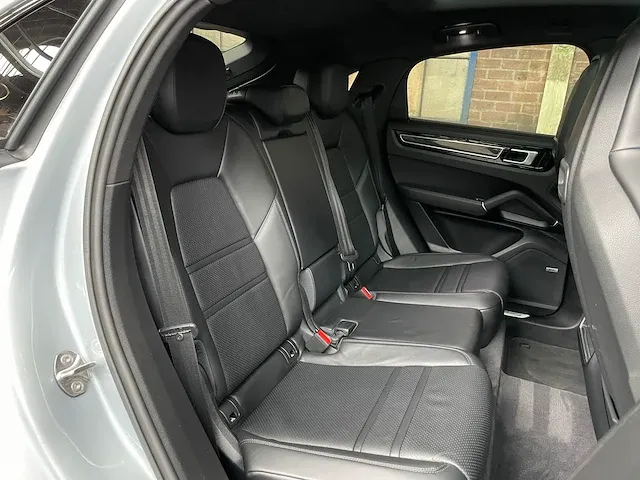 Porsche cayenne coupé e-hybrid 3.0 v6 sport-chrono 470pk 2020, l-842-ds - afbeelding 41 van  54
