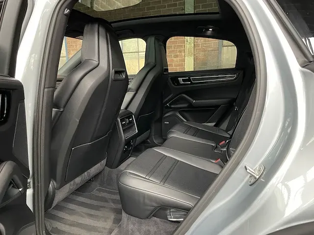 Porsche cayenne coupé e-hybrid 3.0 v6 sport-chrono 470pk 2020, l-842-ds - afbeelding 43 van  54