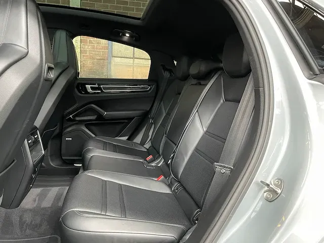 Porsche cayenne coupé e-hybrid 3.0 v6 sport-chrono 470pk 2020, l-842-ds - afbeelding 46 van  54