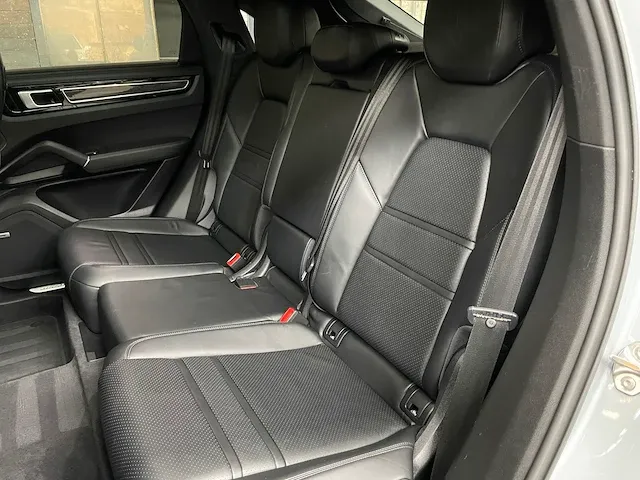 Porsche cayenne coupé e-hybrid 3.0 v6 sport-chrono 470pk 2020, l-842-ds - afbeelding 47 van  54