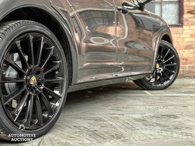 Porsche cayenne coupe e-hybrid 3.0 v6 sport-chrono 470pk 2021 orig-nl, k-103-nb - afbeelding 17 van  100