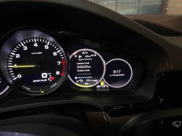 Porsche cayenne coupe e-hybrid 3.0 v6 sport-chrono 470pk 2021 orig-nl, k-103-nb - afbeelding 36 van  100