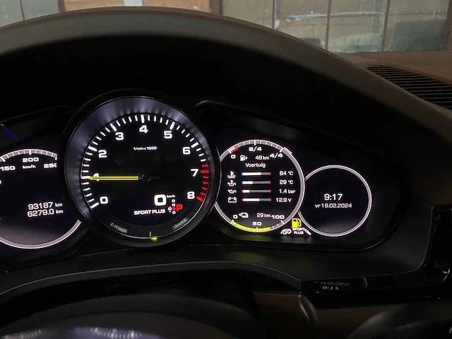 Porsche cayenne coupe e-hybrid 3.0 v6 sport-chrono 470pk 2021 orig-nl, k-103-nb - afbeelding 42 van  100