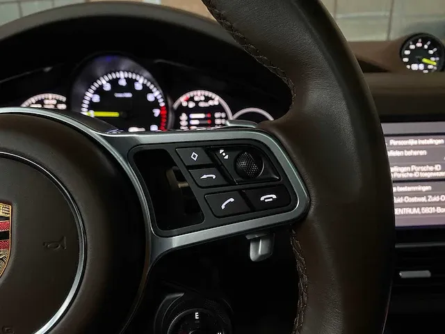 Porsche cayenne coupe e-hybrid 3.0 v6 sport-chrono 470pk 2021 orig-nl, k-103-nb - afbeelding 48 van  100
