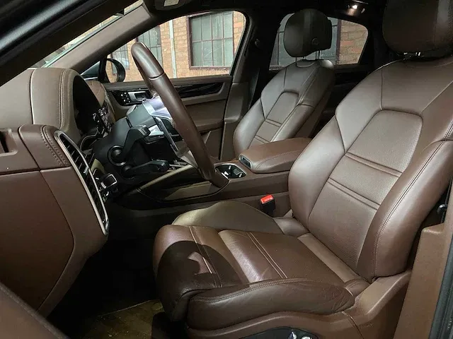 Porsche cayenne coupe e-hybrid 3.0 v6 sport-chrono 470pk 2021 orig-nl, k-103-nb - afbeelding 81 van  100