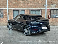Porsche cayenne coupe turbo s e-hybrid 4.0 v8 -techart carbon- 680pk 2020 (origineel-nl), j-707-rt - afbeelding 17 van  70