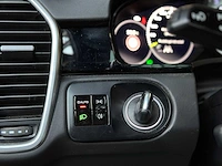 Porsche cayenne coupe turbo s e-hybrid 4.0 v8 -techart carbon- 680pk 2020 (origineel-nl), j-707-rt - afbeelding 27 van  70