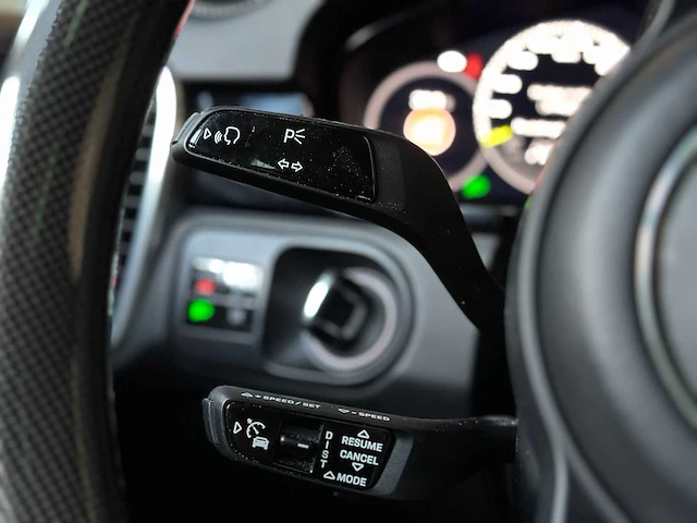 Porsche cayenne coupe turbo s e-hybrid 4.0 v8 -techart carbon- 680pk 2020 (origineel-nl), j-707-rt - afbeelding 31 van  70