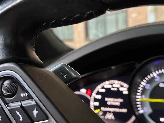 Porsche cayenne coupe turbo s e-hybrid 4.0 v8 -techart carbon- 680pk 2020 (origineel-nl), j-707-rt - afbeelding 34 van  70