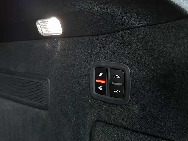 Porsche cayenne coupe turbo s e-hybrid 4.0 v8 -techart carbon- 680pk 2020 (origineel-nl), j-707-rt - afbeelding 57 van  70