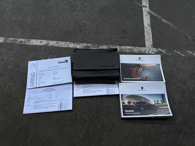 Porsche cayenne coupe turbo s e-hybrid 4.0 v8 -techart carbon- 680pk 2020 (origineel-nl), j-707-rt - afbeelding 70 van  70