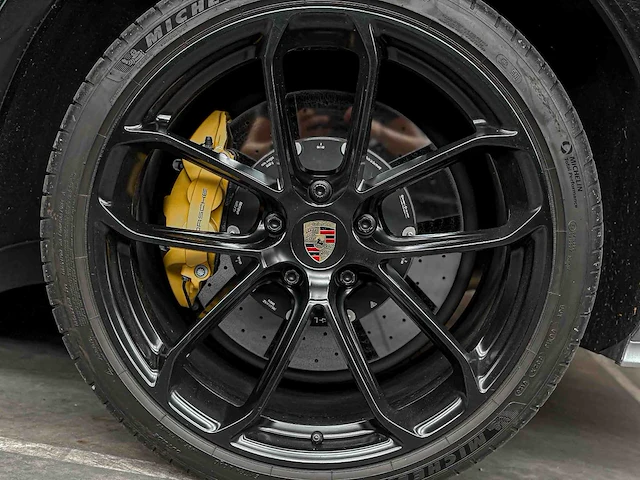 Porsche cayenne coupé turbo s e-hybrid (techart) 4.0 v8 -akrapovic- 549pk 2019, nl-kenteken - afbeelding 30 van  87