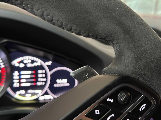 Porsche cayenne coupé turbo s e-hybrid (techart) 4.0 v8 -akrapovic- 549pk 2019, nl-kenteken - afbeelding 38 van  87
