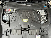 Porsche cayenne coupé turbo s e-hybrid (techart) 4.0 v8 -akrapovic- 549pk 2019, nl-kenteken - afbeelding 78 van  87
