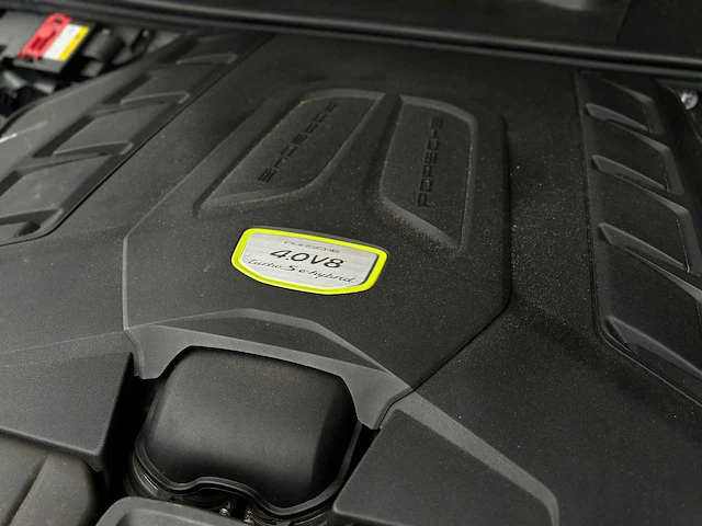 Porsche cayenne coupé turbo s e-hybrid (techart) 4.0 v8 -akrapovic- 549pk 2019, nl-kenteken - afbeelding 79 van  87