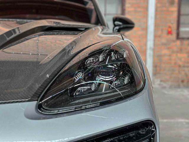 Porsche cayenne coupé turbo s e-hybrid (techart) 4.0 v8 -akrapovic- 549pk 2019, nl-kenteken - afbeelding 7 van  87
