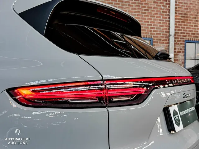 Porsche cayenne e-hybrid 3.0 v6 sport-chrono 462pk 2021, k-705-jn - afbeelding 17 van  99