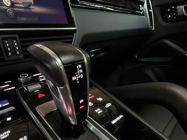 Porsche cayenne e-hybrid 3.0 v6 sport-chrono 462pk 2021, k-705-jn - afbeelding 31 van  99