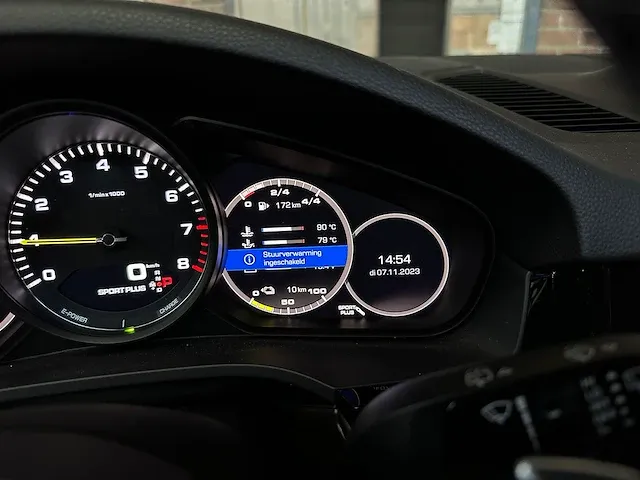 Porsche cayenne e-hybrid 3.0 v6 sport-chrono 462pk 2021, k-705-jn - afbeelding 35 van  99