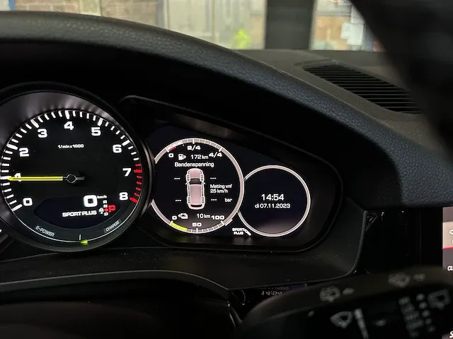 Porsche cayenne e-hybrid 3.0 v6 sport-chrono 462pk 2021, k-705-jn - afbeelding 36 van  99