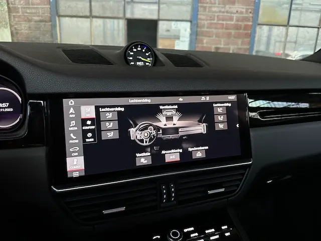 Porsche cayenne e-hybrid 3.0 v6 sport-chrono 462pk 2021, k-705-jn - afbeelding 57 van  99