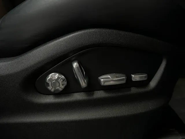 Porsche cayenne e-hybrid 3.0 v6 sport-chrono 462pk 2021, k-705-jn - afbeelding 81 van  99