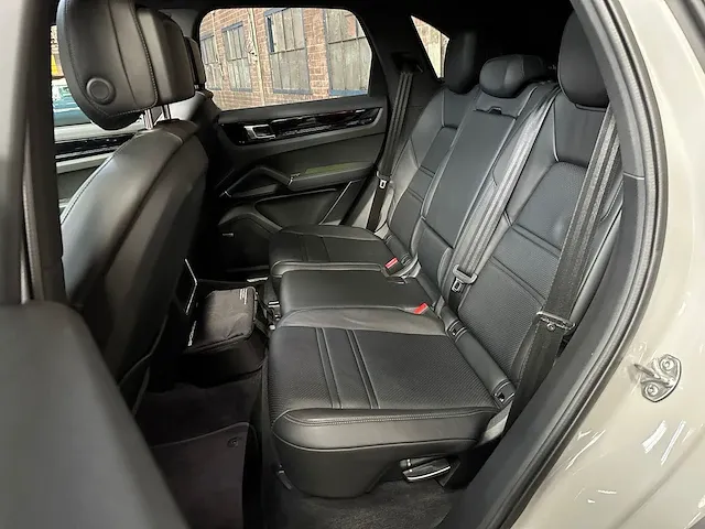 Porsche cayenne e-hybrid 3.0 v6 sport-chrono 462pk 2021, k-705-jn - afbeelding 85 van  99
