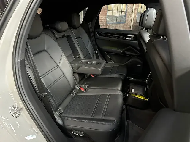 Porsche cayenne e-hybrid 3.0 v6 sport-chrono 462pk 2021, k-705-jn - afbeelding 90 van  99