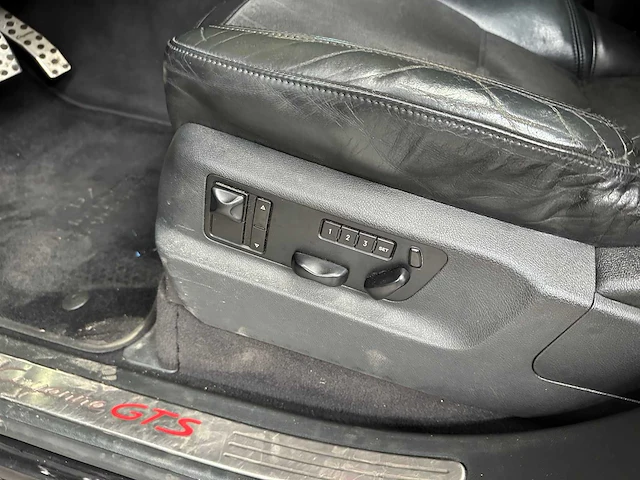 Porsche cayenne gts 4.8 v8 405pk 2008 youngtimer - afbeelding 28 van  48