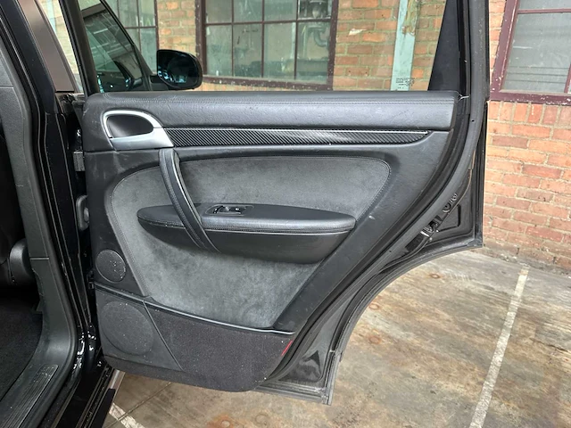 Porsche cayenne gts 4.8 v8 405pk 2008 youngtimer - afbeelding 32 van  48