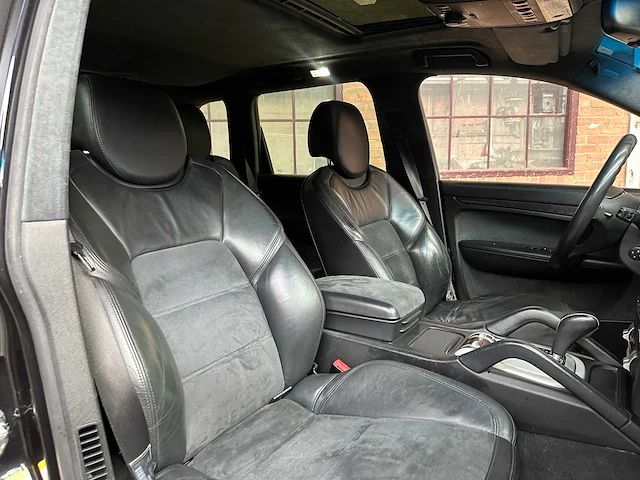 Porsche cayenne gts 4.8 v8 405pk 2008 youngtimer - afbeelding 40 van  48