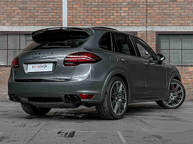 Porsche cayenne gts 4.8 v8 420pk 2013 (origineel-nl), 39-zsg-8 - afbeelding 12 van  64