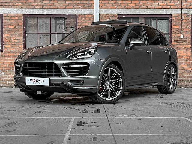 Porsche cayenne gts 4.8 v8 420pk 2013 (origineel-nl), 39-zsg-8 - afbeelding 1 van  64