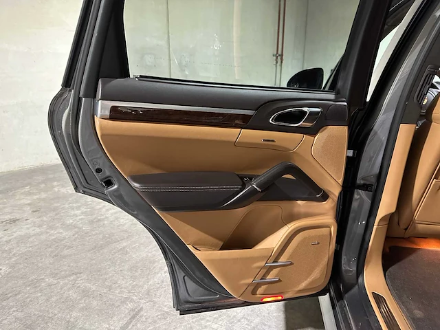 Porsche cayenne gts 4.8 v8 420pk 2013, p-551-bj - afbeelding 26 van  53