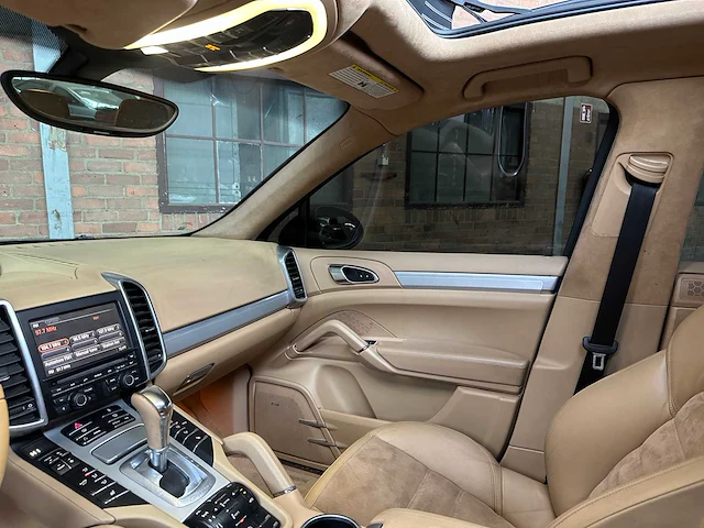Porsche cayenne gts 4.8 v8 420pk 2013 - afbeelding 13 van  48