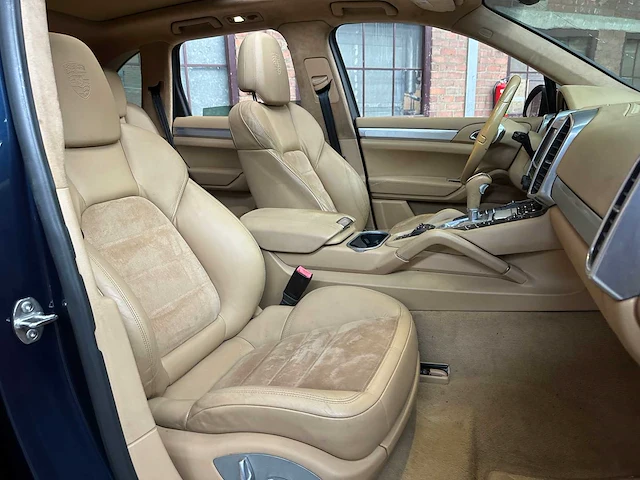Porsche cayenne gts 4.8 v8 420pk 2013 - afbeelding 40 van  48