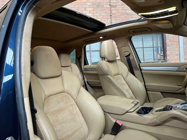Porsche cayenne gts 4.8 v8 420pk 2013 - afbeelding 41 van  48