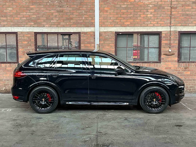 Porsche cayenne gts 4.8 v8 420pk 2014 - afbeelding 2 van  48