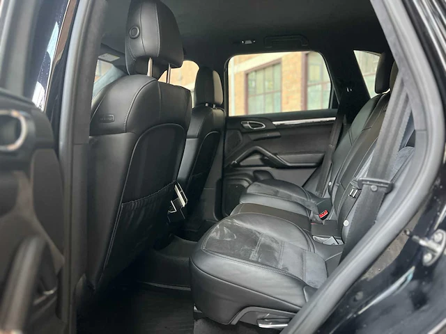 Porsche cayenne gts 4.8 v8 420pk 2014 - afbeelding 35 van  48