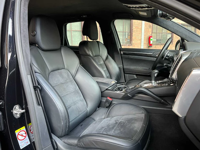 Porsche cayenne gts 4.8 v8 420pk 2014 - afbeelding 39 van  48