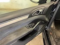 Porsche cayenne gts 4.8 v8 421pk (origineel-nl + 1e-eigenaar), 84-xxd-2 - afbeelding 38 van  70