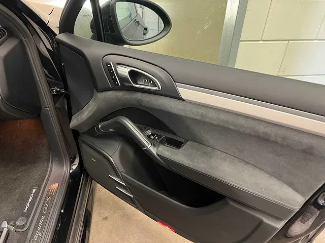 Porsche cayenne gts 4.8 v8 421pk (origineel-nl + 1e-eigenaar), 84-xxd-2 - afbeelding 43 van  70