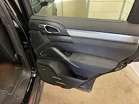 Porsche cayenne gts 4.8 v8 421pk (origineel-nl + 1e-eigenaar), 84-xxd-2 - afbeelding 49 van  70