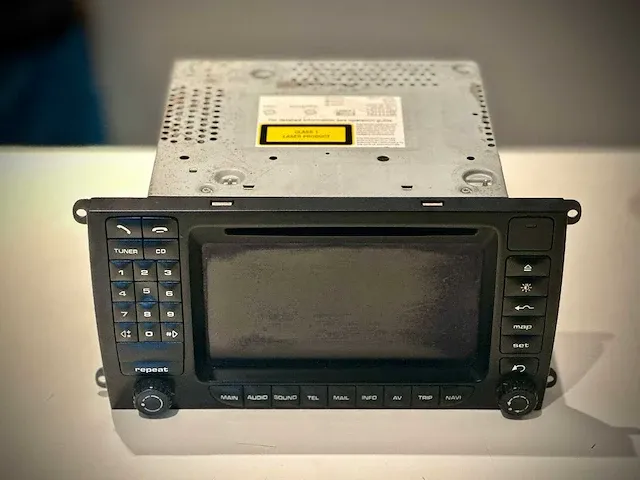 Porsche cayenne infotainment systeem - afbeelding 1 van  4