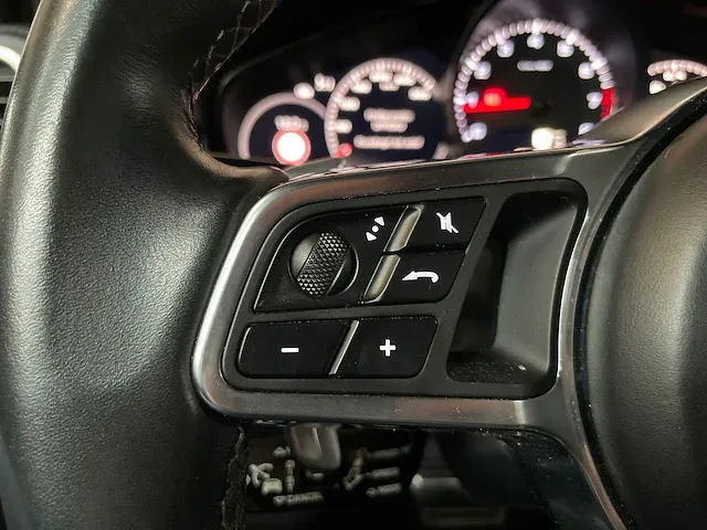 Porsche cayenne s 2.9 v6 441pk 2018 -orig.nl-, rt-575-f - afbeelding 17 van  41