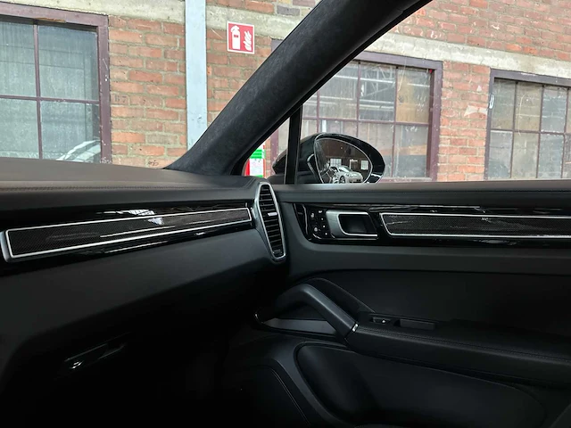 Porsche cayenne s coupe 2.9 441pk 2019 (origineel-nl + 1e eigenaar) g-949-dj - afbeelding 35 van  61