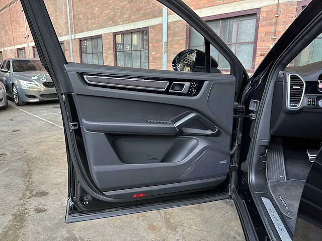 Porsche cayenne s coupe 2.9 441pk 2019 (origineel-nl + 1e eigenaar) g-949-dj - afbeelding 39 van  61