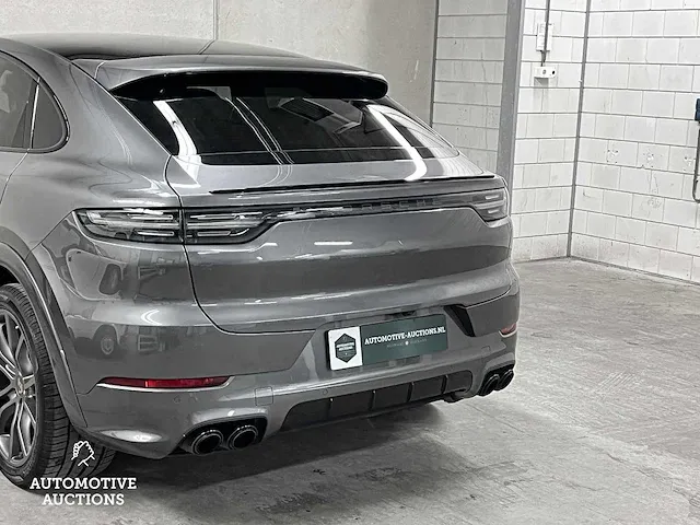 Porsche cayenne s coupe 2.9 v6 441pk 2020 sportdesign sport-chrono - afbeelding 17 van  79