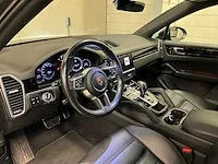 Porsche cayenne s coupe 2.9 v6 441pk 2020 sportdesign sport-chrono - afbeelding 26 van  79